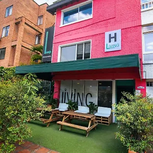 Hostel Living, Medellín